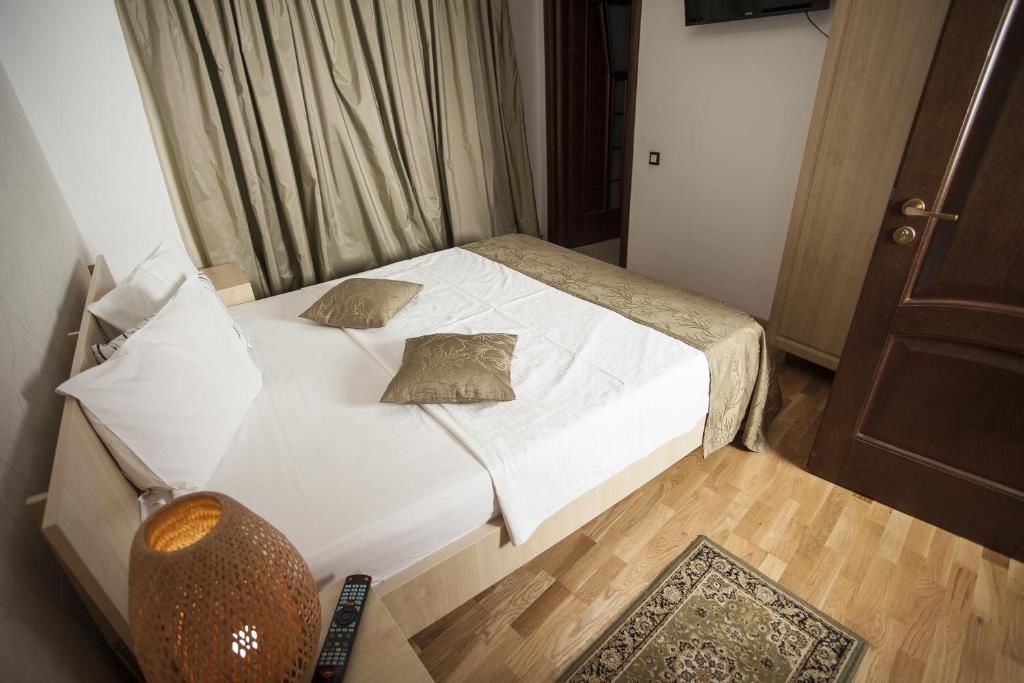Отели типа «постель и завтрак» City Garden Rooms and Apartments Бухарест-45