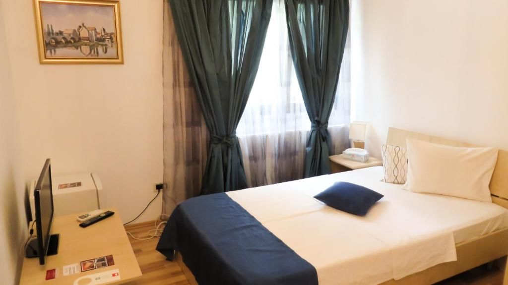 Отели типа «постель и завтрак» City Garden Rooms and Apartments Бухарест-52