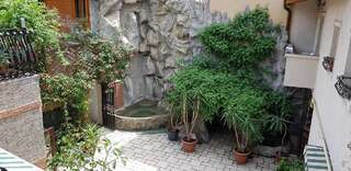 Отели типа «постель и завтрак» City Garden Rooms and Apartments Бухарест-1