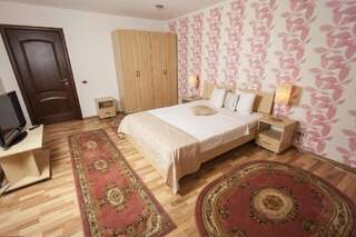 Отели типа «постель и завтрак» City Garden Rooms and Apartments Бухарест Двухместный номер с 1 кроватью-16